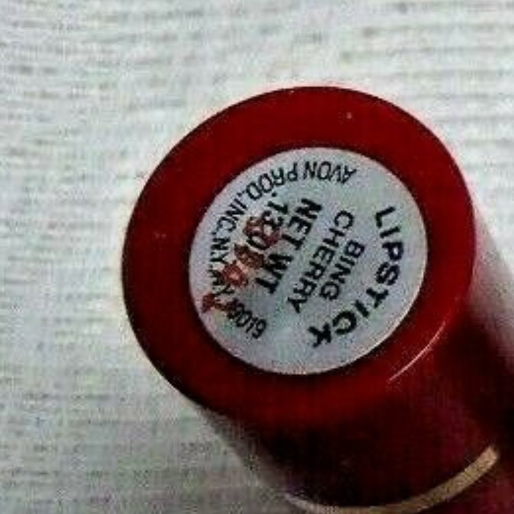 ****ISO**** AVON ***RETIRED BING CHERRY LIPSTICK